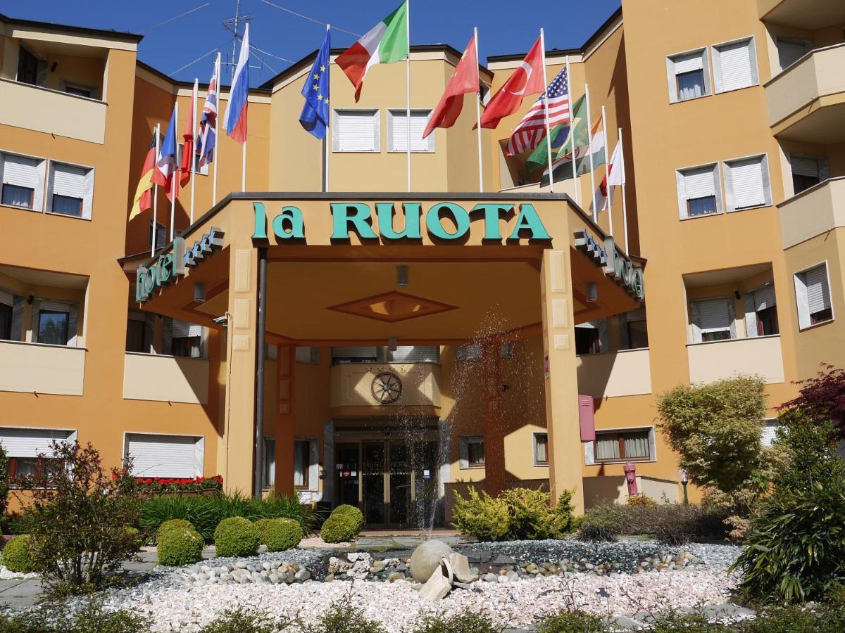 Hotel La Ruota Pianfei Екстер'єр фото