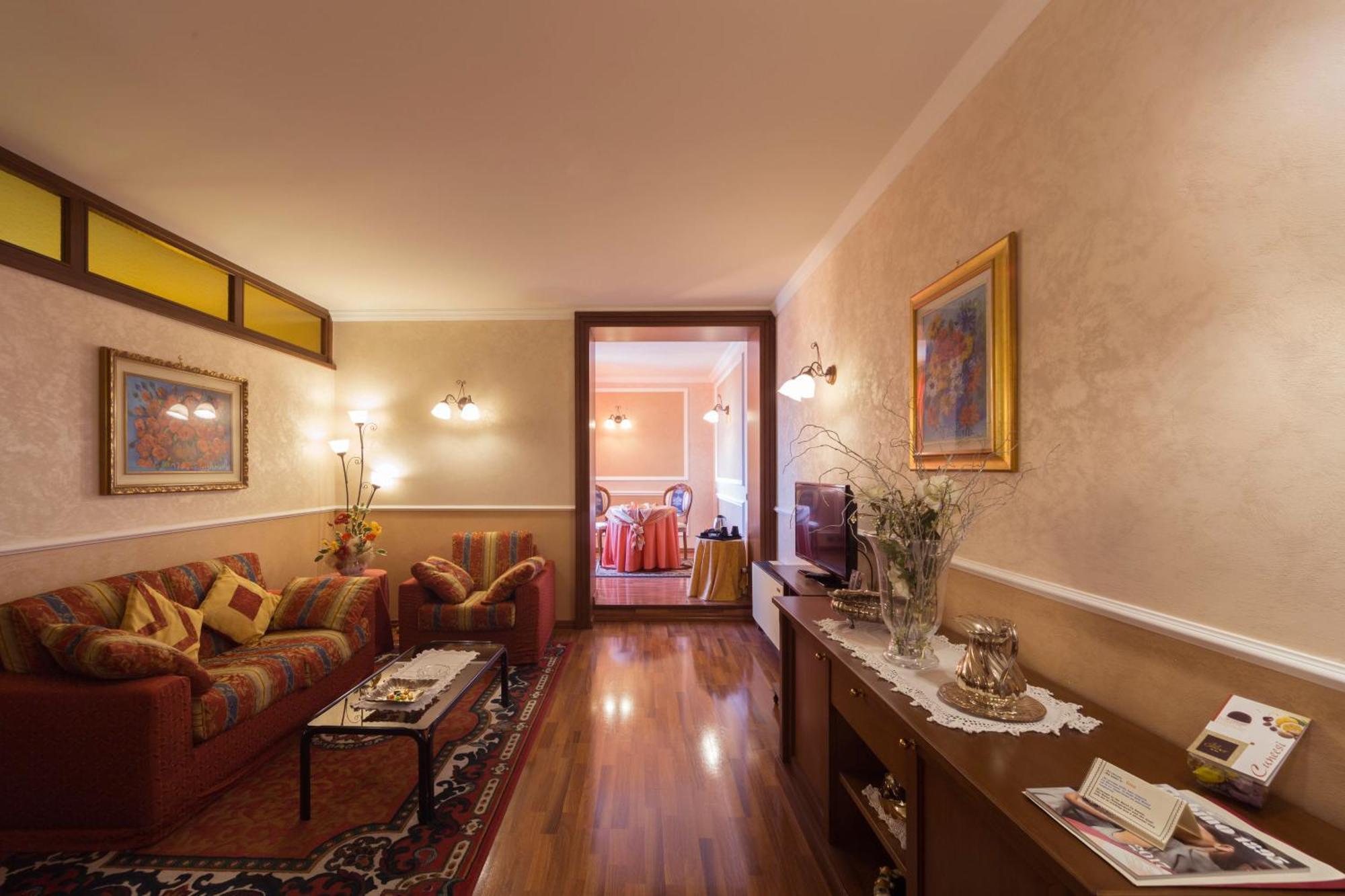Hotel La Ruota Pianfei Екстер'єр фото