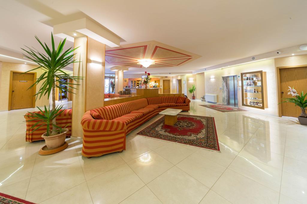 Hotel La Ruota Pianfei Екстер'єр фото