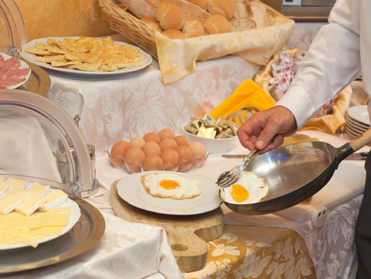 Hotel La Ruota Pianfei Екстер'єр фото